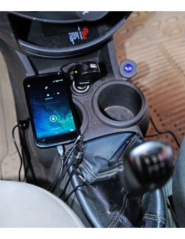 Groupon_Tasveer_898_31_Novel_Car_Charger
