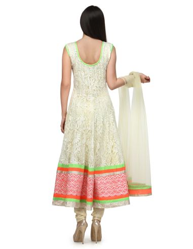 Aujjessa_Tasveer_739_03_ANARKALI_CREEM_PINK