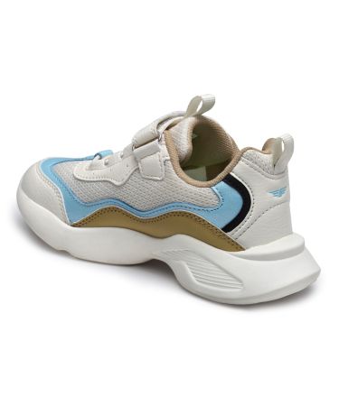 RedTape_Tasveer_A1222_06