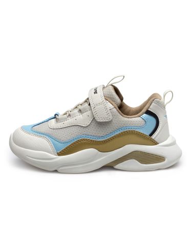 RedTape_Tasveer_A1222_06