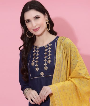 Sanisa_Leemboodi_Tasveer_A2119_01