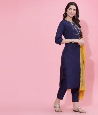 Sanisa_Leemboodi_Tasveer_A2119_01