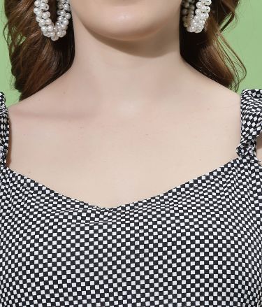 Oomph_Tasveer_A2028_09