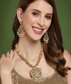 Panash_Tasveer_A1856_108 2