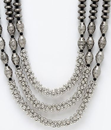 SiriMiri_Tasveer_A1933_45