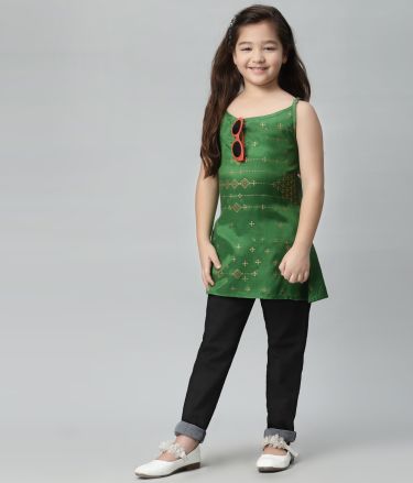 RedTape_Tasveer_A1595_38