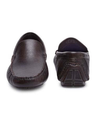 RedTape_Tasveer_A1222_04