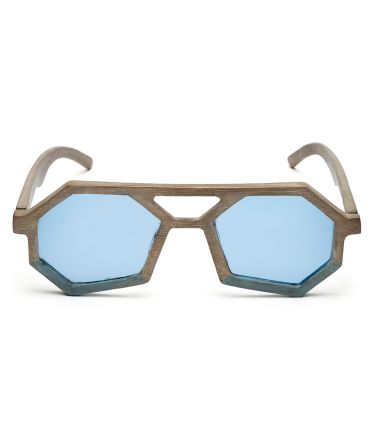 Sasha_Tasveer_A1571_24