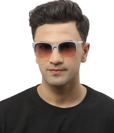 Selvia_Leemboodi_A1986_03