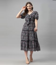 Strong&Brave_Tasveer_A2066_01 2