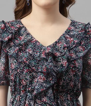 Strong&Brave_Tasveer_A2066_01