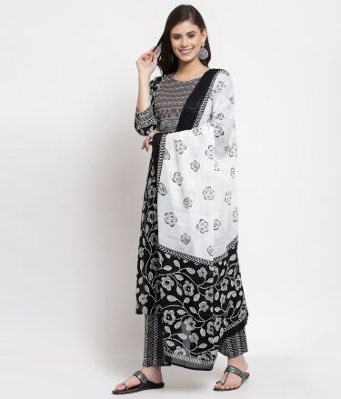 Yuris_Tasveer_A1131_08