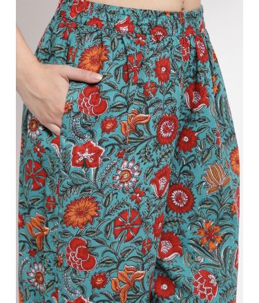 Yuris_Tasveer_A1131_13