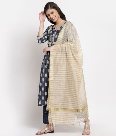 Yuris_Tasveer_A1131_02