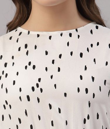 Selvia_Leemboodi_Tasveer_A1684_12