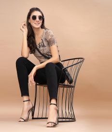 Kassually_Tasveer_A2240_05 2