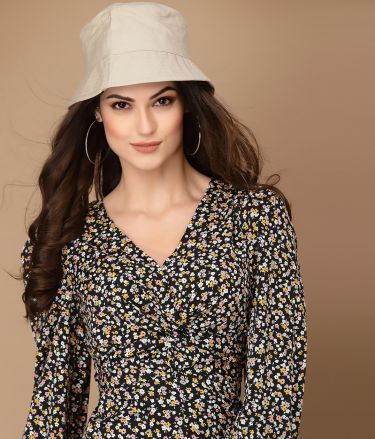 Kassually_Tasveer_A2240_09