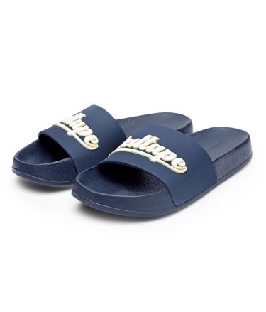 Redtape_Tasveer_A1452_03