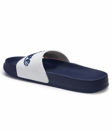 Redtape_Tasveer_A1253_04