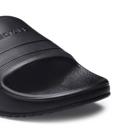 Redtape_Tasveer_A1253_02