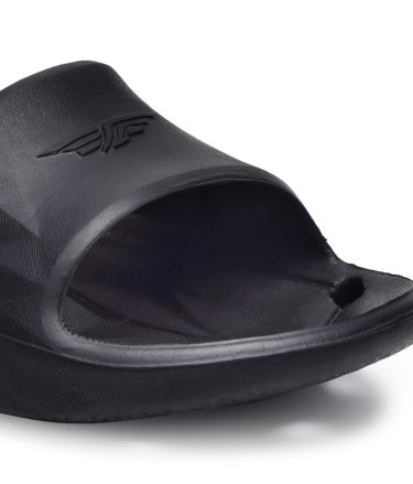 Redtape_Tasveer_A1253_01