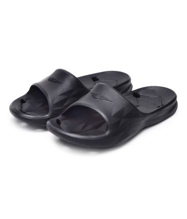 Redtape_Tasveer_A1253_01