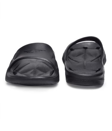 Redtape_Tasveer_A1253_01