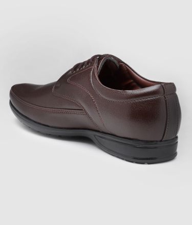 Action Shoes_Tasveer_A1904_01