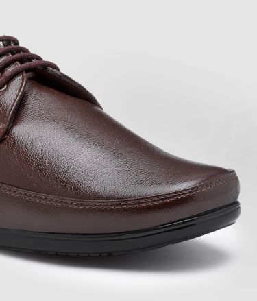 Action Shoes_Tasveer_A1904_01