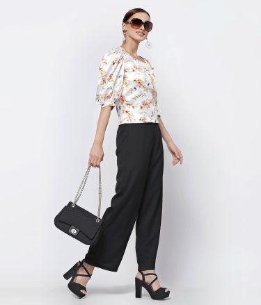 Belavine_Tasveer_A2271_11