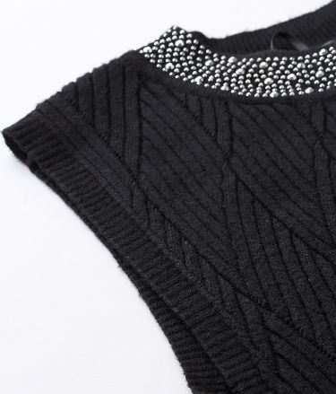 Mafadeny_Tasveer_A2212_01