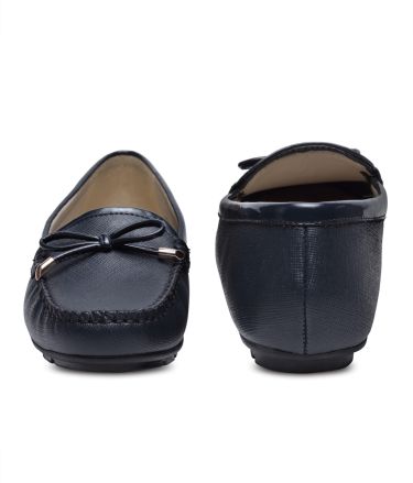 RedTape_Tasveer_A1222_07