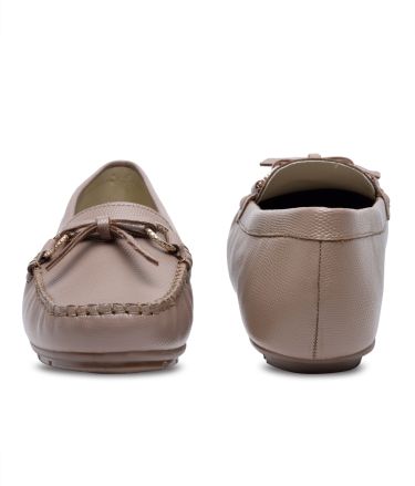 RedTape_Tasveer_A1222_08