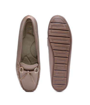 RedTape_Tasveer_A1222_08