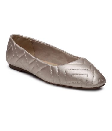 RedTape_Tasveer_A1354_01