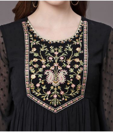 Selvia_Leemboodi_Tasveer_A2286_16