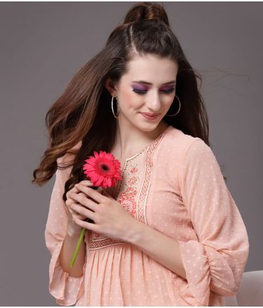 Selvia_Leemboodi_Tasveer_A2286_10