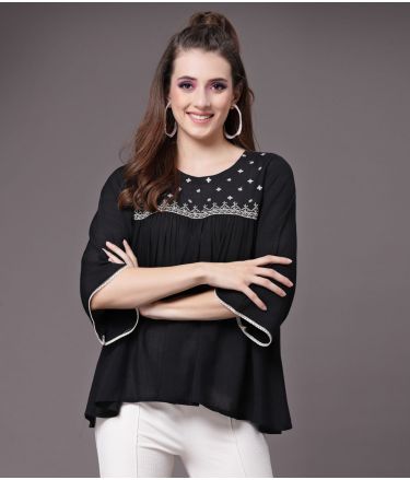 Selvia_Leemboodi_Tasveer_A2286_02