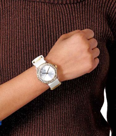 FASTRACK 199-08_N98PP01_White