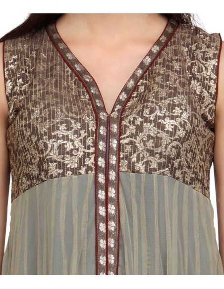 Aujjessa Tasveer_Anarkali_Golden_Work 