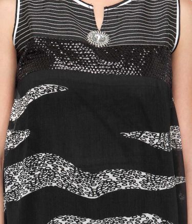 Aujjessa_Tasveer_Kurti_Black_White 